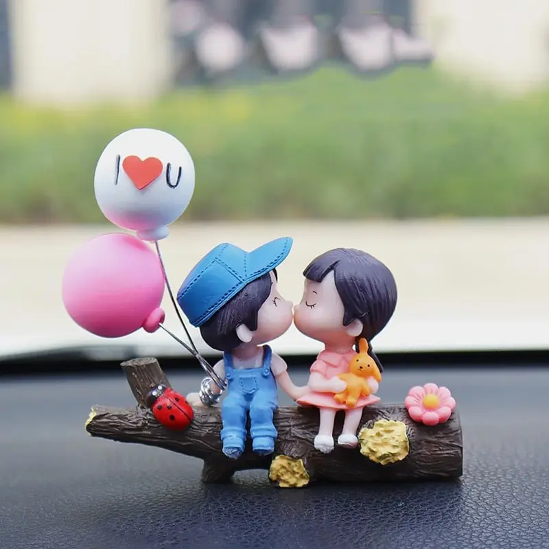 Celebrate Love The Cutest Couple Ornaments for Every Occasion!